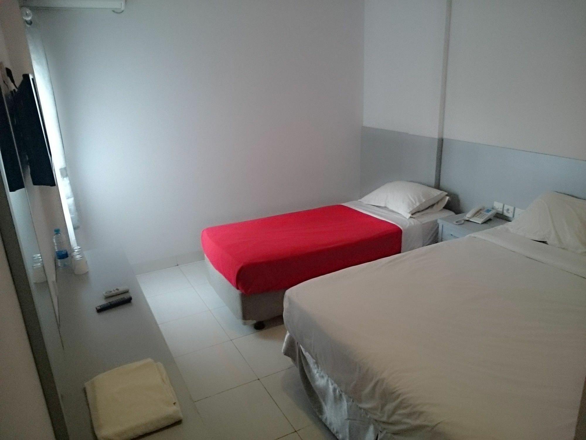 Eve Hotel Bandung Buitenkant foto